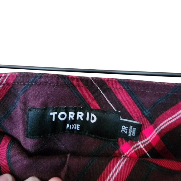 Torrid Pixie Plaid Pants Size 2R Stretch High Waist Leggings Red & Black Checker - Picture 3 of 3